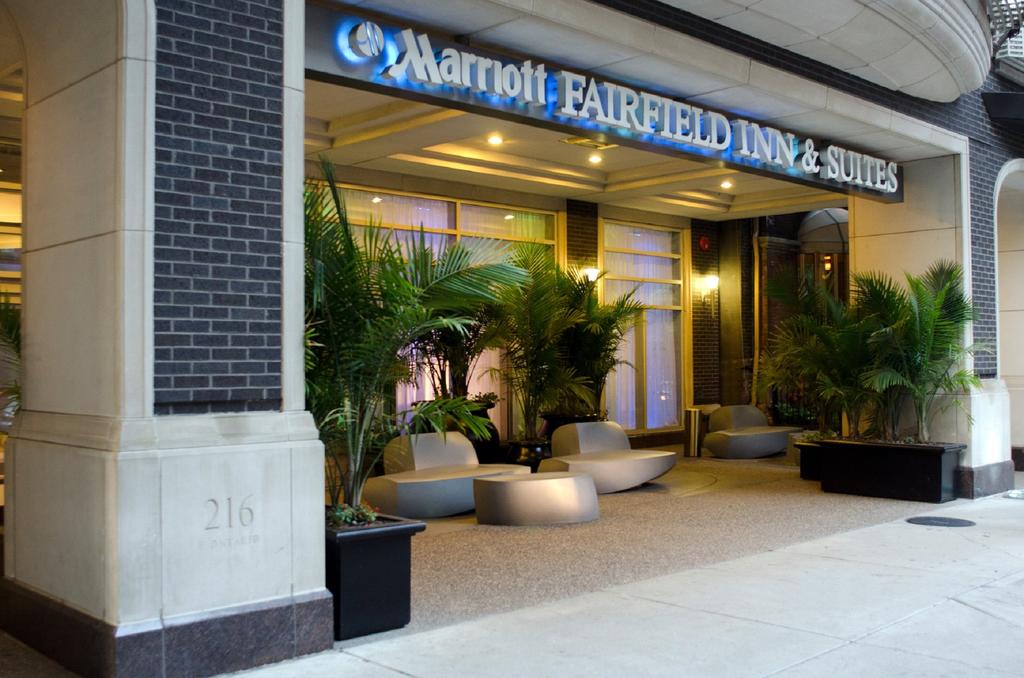 Hotel Farfiel Inn by Marriott Chicago