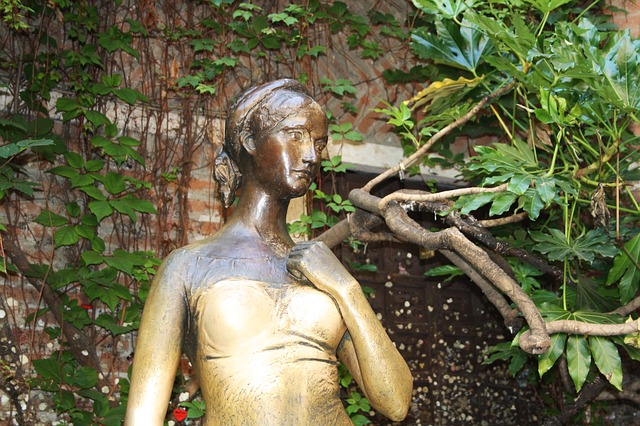 Estátua da Julieta Verona Itália