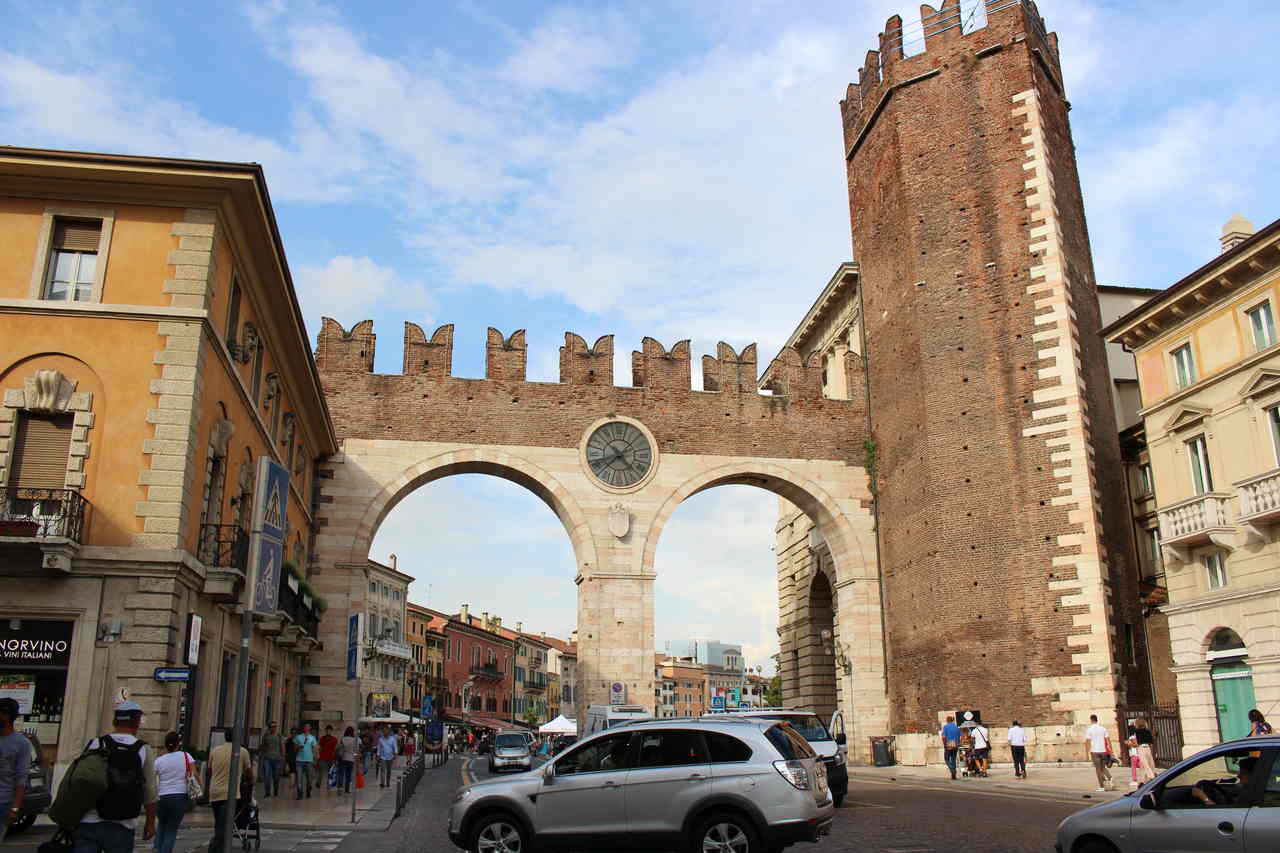 Piazza Bra​ Verona Itália