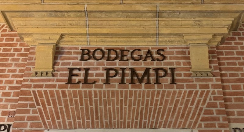 Bodegas El Pimpi, restaurante de tapas que experimentámos em Málaga