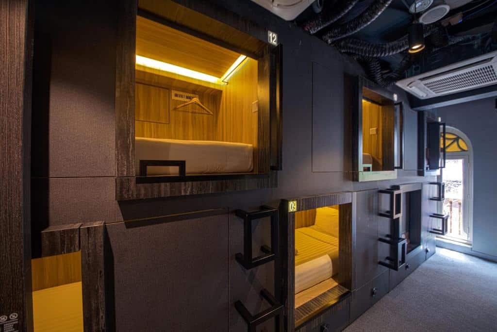 CUBE Boutique Capsule Hotel​
